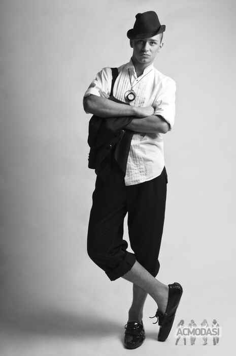 Олег  Романович фото №146111. Загружено 09 Февраля 2012