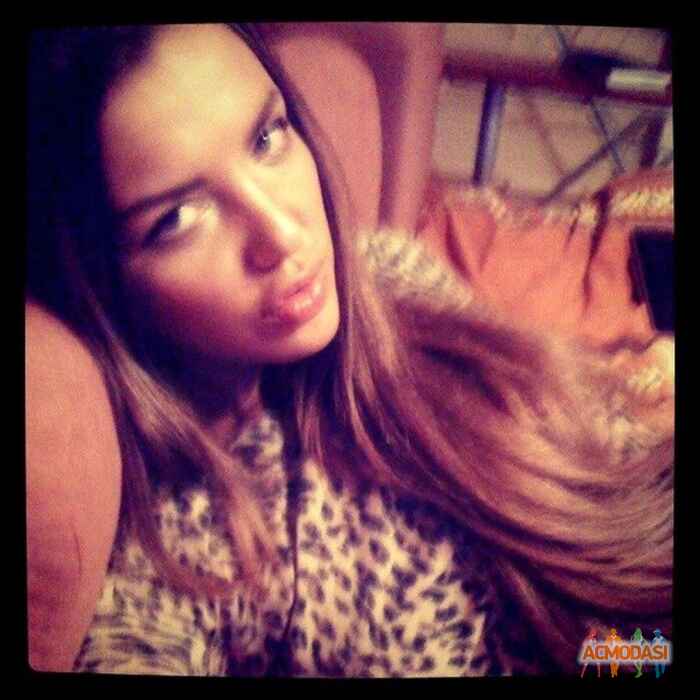 Юлия  Сендели фото №208793. Загружено 05 Июня 2012