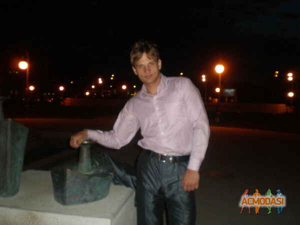 Влад Павлович Ефремов фото №274461. Загружено 19 Октября 2012