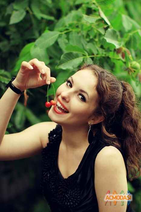 Елена   фото №303443. Загружено 04 Декабря 2012