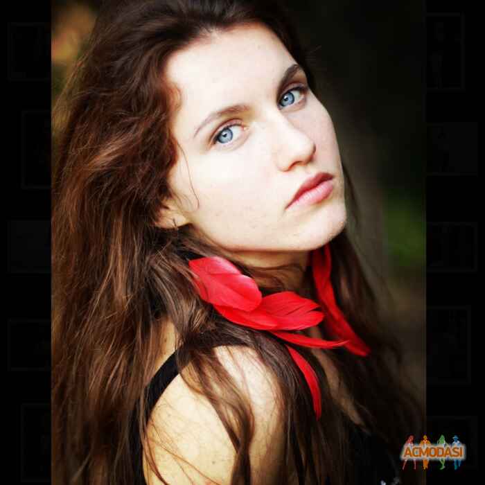 Полина Леонидовна Козлова фото №488447. Загружено 10 Сентября 2013