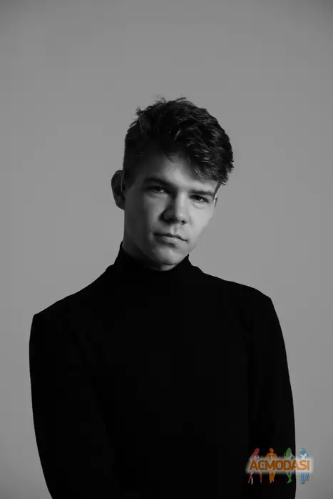 Никита  Отрощенко фото №1944492. Загружено 02 Января 2026