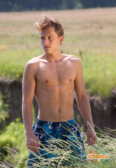 Роман Александрович Якимчук фото №543120. Загружено 29 Ноября 2013