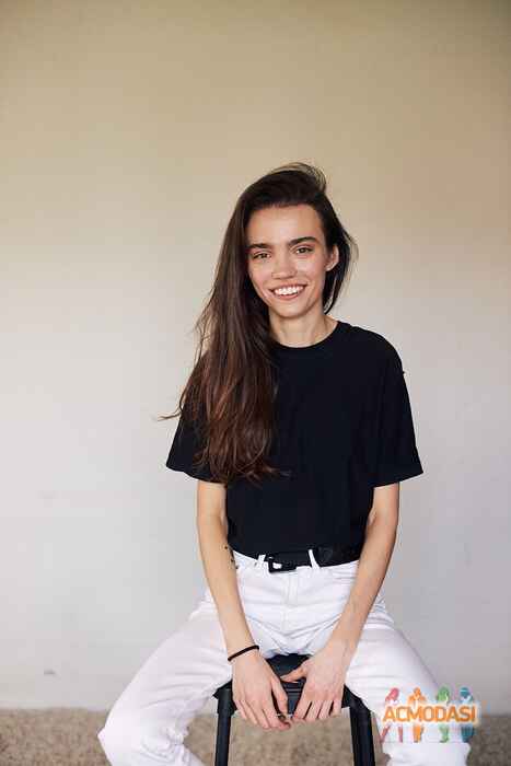 Алёна   фото №1488405. Загружено 20 Июля 2019