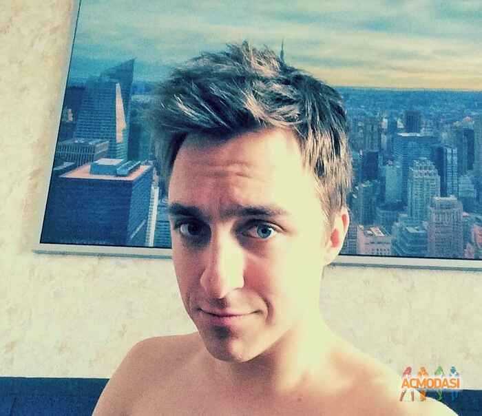 александр  хович фото №843666. Загружено 02 Апреля 2015