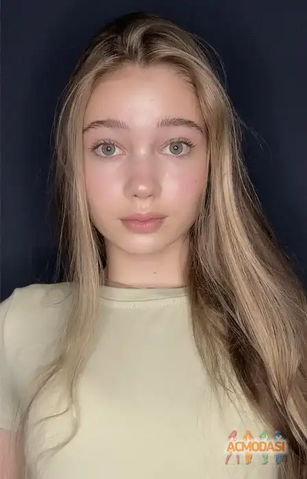 Мира  Еремеева фото №1939380. Загружено 24 Октября 2025