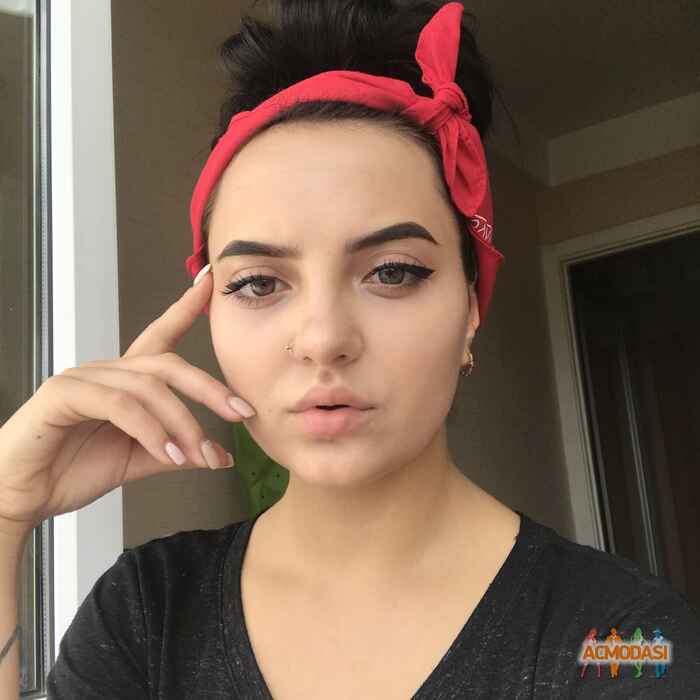 Арина Андреевна Шпанка фото №1519039. Загружено 01 Октября 2019