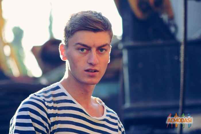 Денис Анатольевич Кобля фото №279097. Загружено 29 Октября 2012