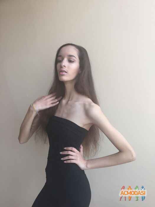 Элина Халид  фото №1030596. Загружено 28 Апреля 2016
