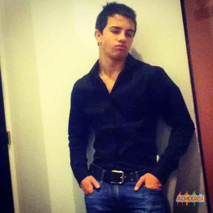 Рушен Айдерович Сеферов фото №501631. Загружено 01 Октября 2013