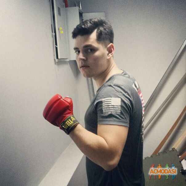 Роберт Игоревич Царахов фото №928764. Загружено 30 Сентября 2015