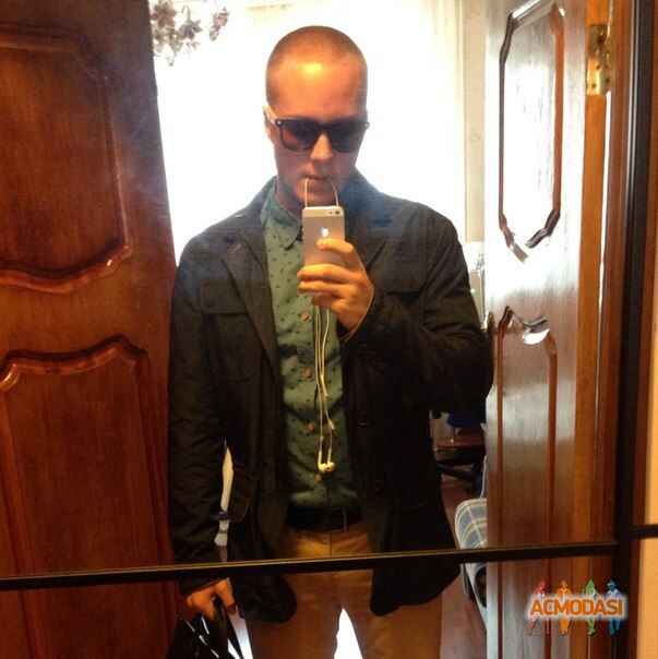 Антон  Антонов фото №931163. Загружено 04 Октября 2015