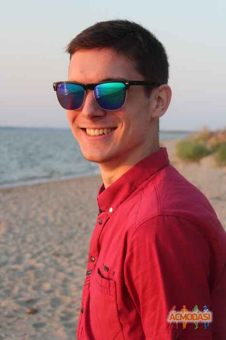 Владислав Леонидович Малыхин фото №965305. Загружено 09 Декабря 2015