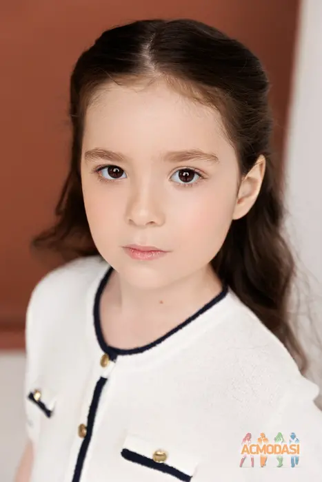 Селин  Мамедова фото №1932925. Загружено 31 Июля 2025