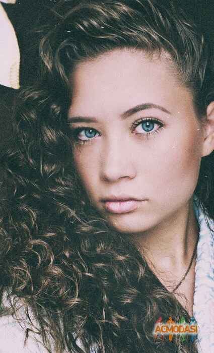 Екатерина Юрьевна Мингалеева фото №795121. Загружено 28 Декабря 2014