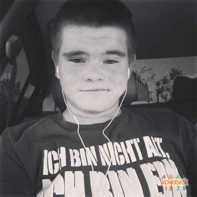 Максим Валерьевич Сенин фото №945589. Загружено 27 Октября 2015