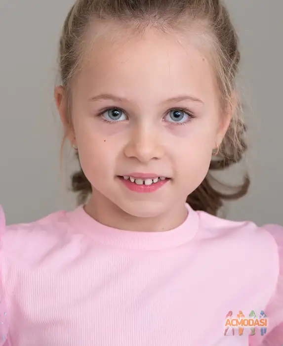 Василиса  Царёва фото №1935958. Загружено 11 Сентября 2025