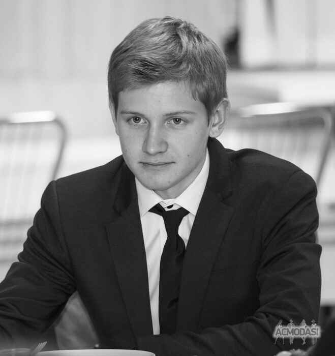 Рузиль Илдарович Гильфанов фото №308981. Загружено 13 Декабря 2012