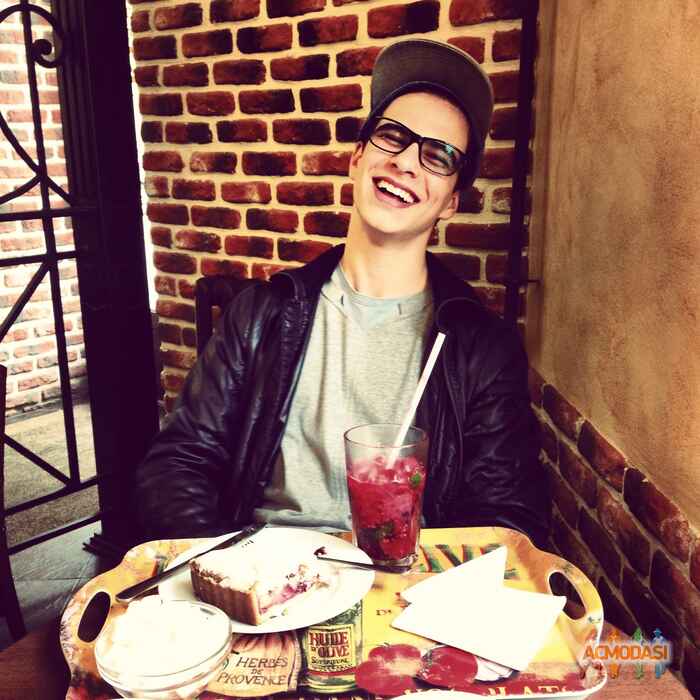 Никита  Боголепов фото №483401. Загружено 02 Сентября 2013