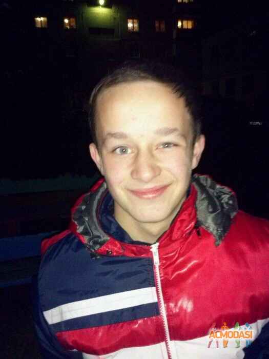 Ярослав Максимович Лазарев фото №651619. Загружено 12 Мая 2014