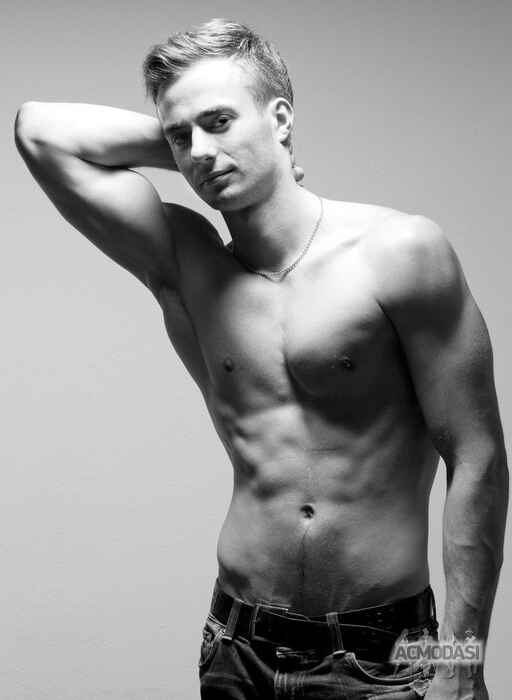 Дмитрий Олегович Годун фото №482793. Загружено 01 Сентября 2013