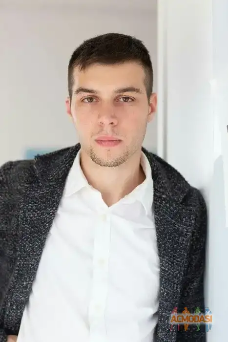 Сергей  Хорольский фото №1939191. Загружено 20 Октября 2025