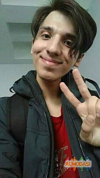 Slava Volk  Певец фото №1455090. Загружено 07 Мая 2019