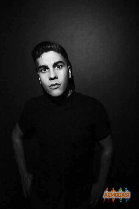 Maxim   фото №884809. Загружено 10 Июля 2015