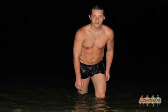 Юрий  Николаевич фото №193046. Загружено 03 Мая 2012