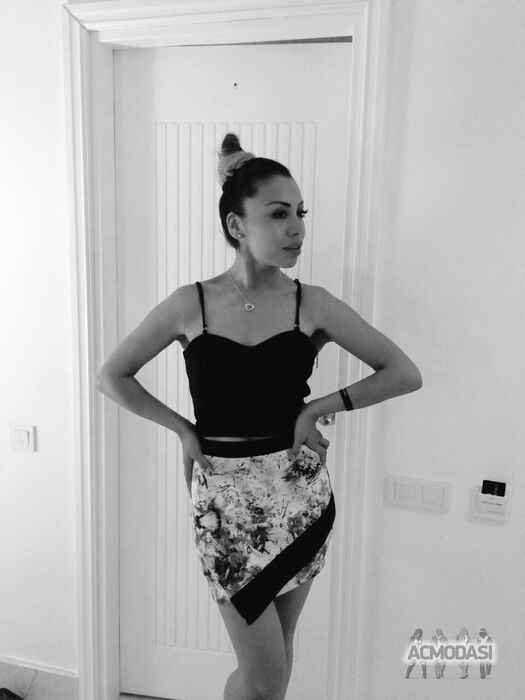 Romi  Happy фото №894768. Загружено 28 Июля 2015