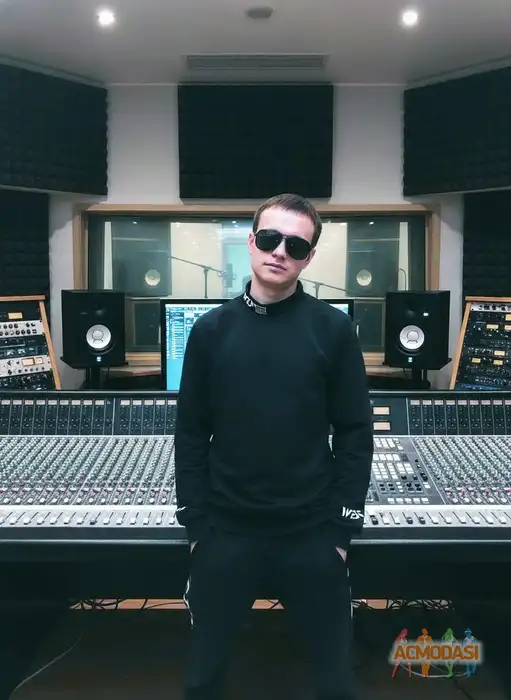 Рома  Шальной фото №1946442. Загружено 01 Февраля 2026