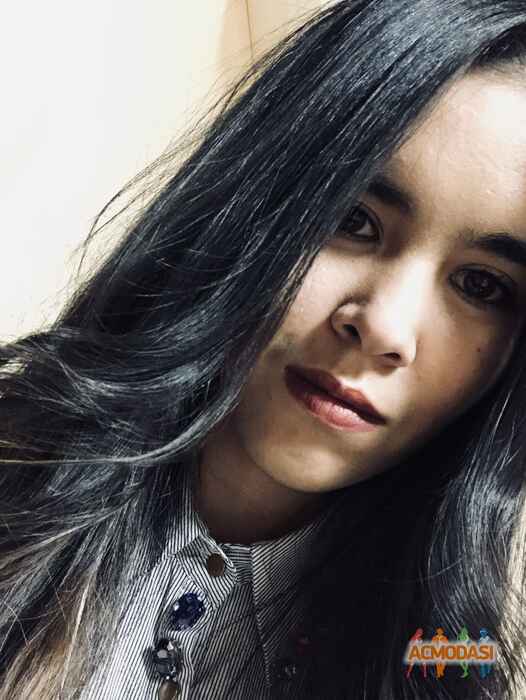 Динора Фахриддин кызы Холмирзаева фото №1382603. Загружено 12 Октября 2018