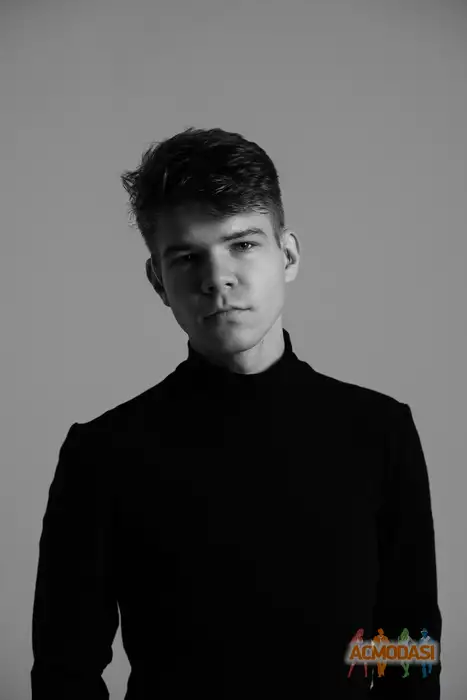 Никита  Отрощенко фото №1944489. Загружено 02 Января 2026