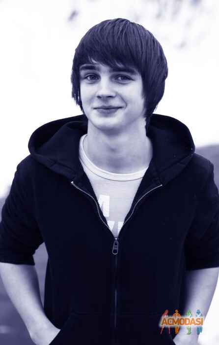 Хмарский  Дмитрий фото №181330. Загружено 09 Апреля 2012