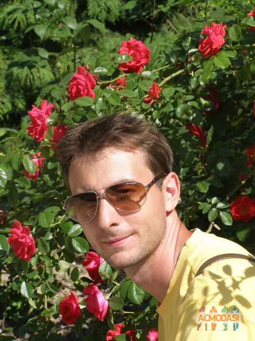 Артём Вадимович Домбровский фото №150497. Загружено 16 Февраля 2012