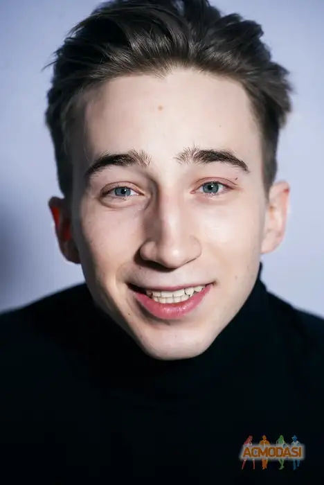 Глеб  Ефремов фото №1940402. Загружено 03 Ноября 2025