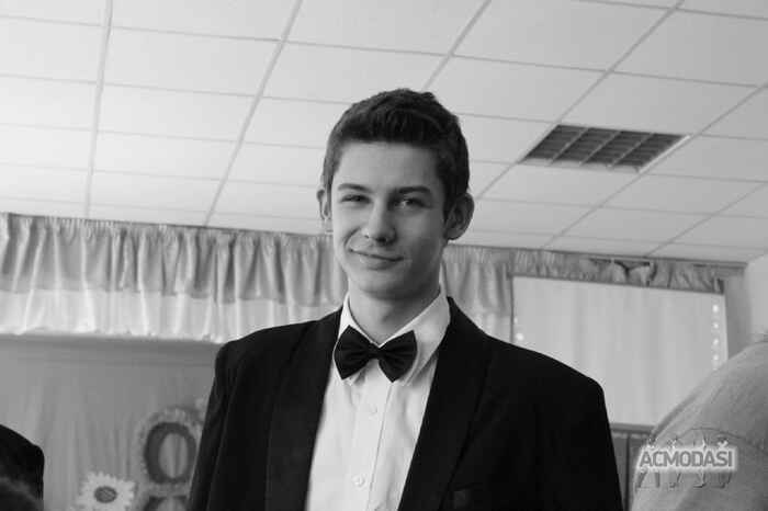 Пирхал Арсен Юрьевич фото №174707. Загружено 29 Марта 2012