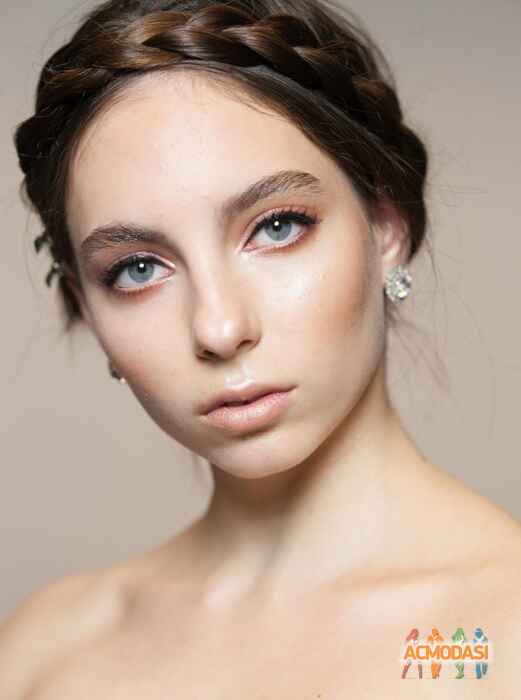Полина Александровна Горлова фото №1201283. Загружено 11 Июля 2017