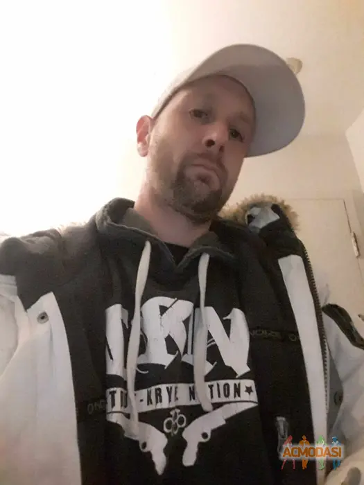 Kim  Ouellet фото №1872490. Загружено 29 Октября 2023