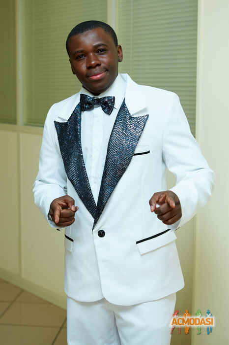 Джуниор Муанда Ндембе фото №812573. Загружено 01 Февраля 2015