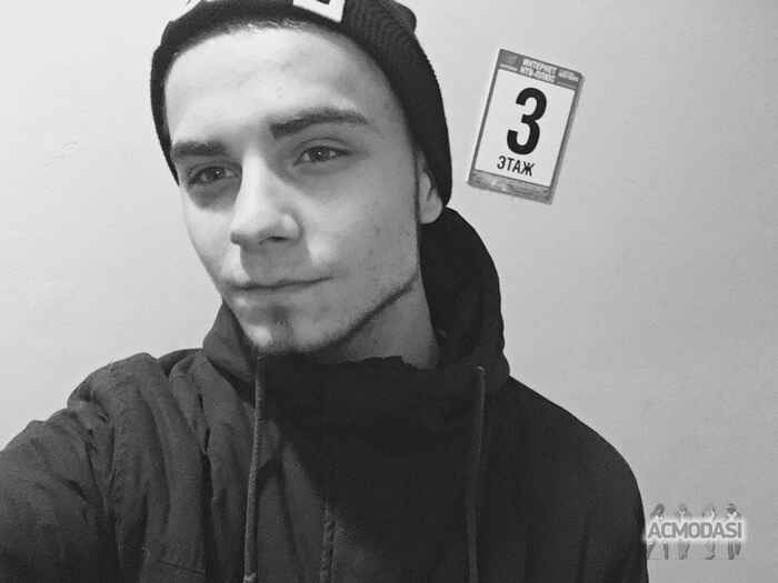 Руслан Владимирович Бухтияров фото №1163039. Загружено 30 Марта 2017