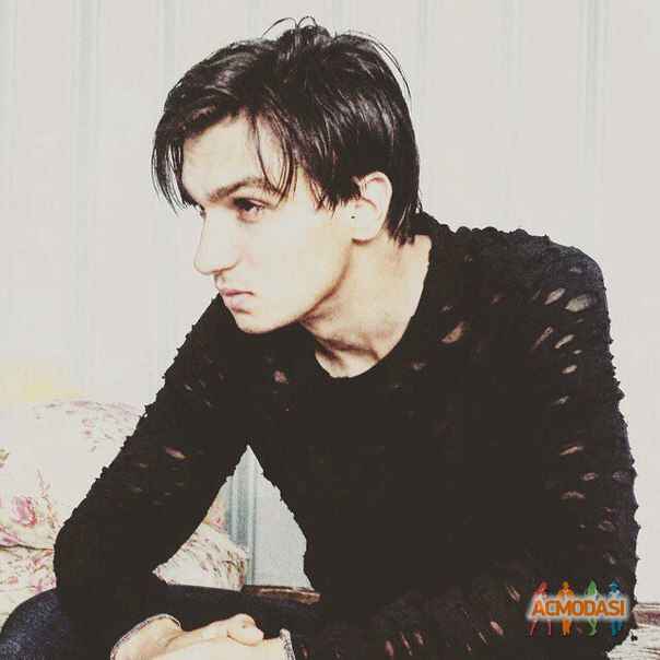 Тохрад Полад Оглы фото №910137. Загружено 22 Августа 2015