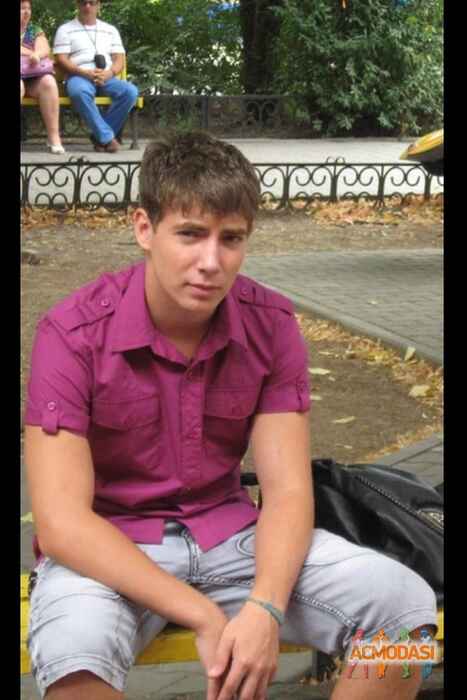 Михаил  Витальевич фото №839834. Загружено 26 Марта 2015