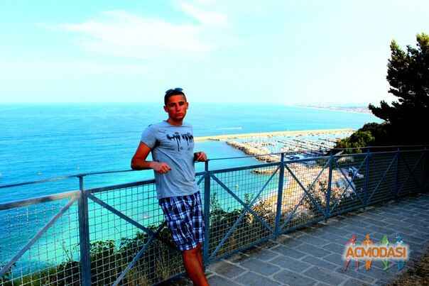 Виталий Олейник Степанович фото №286786. Загружено 09 Ноября 2012