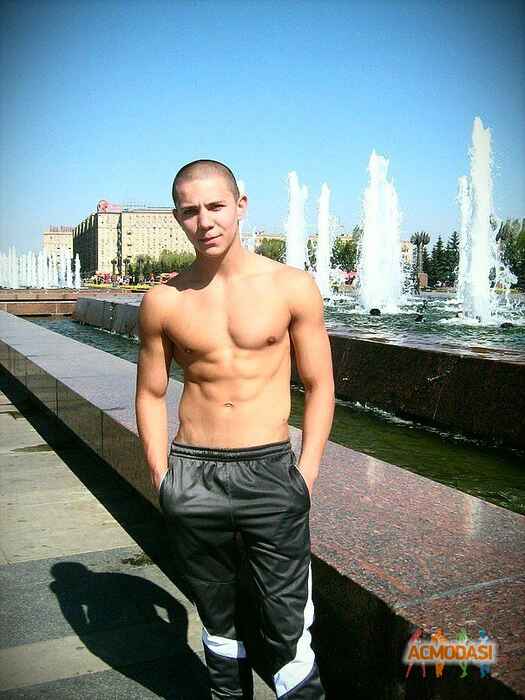 Дмитрий Алишерович Эрназаров фото №585033. Загружено 31 Января 2014