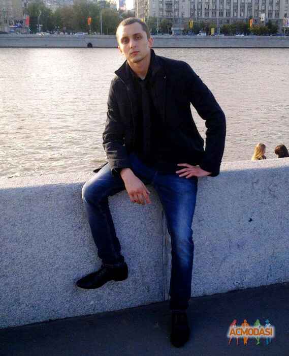 Виктор Викторович Молочков фото №928984. Загружено 30 Сентября 2015