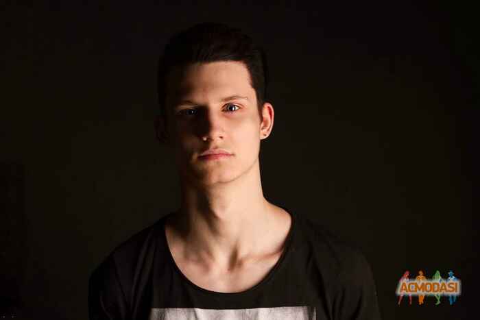 Дэвиццио Андреевич Трембач фото №1202962. Загружено 17 Июля 2017