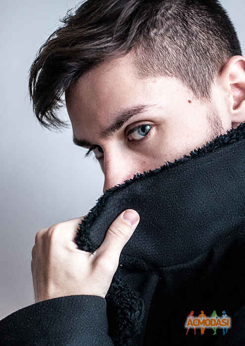 Владимир  Эйналиев фото №807091. Загружено 22 Января 2015