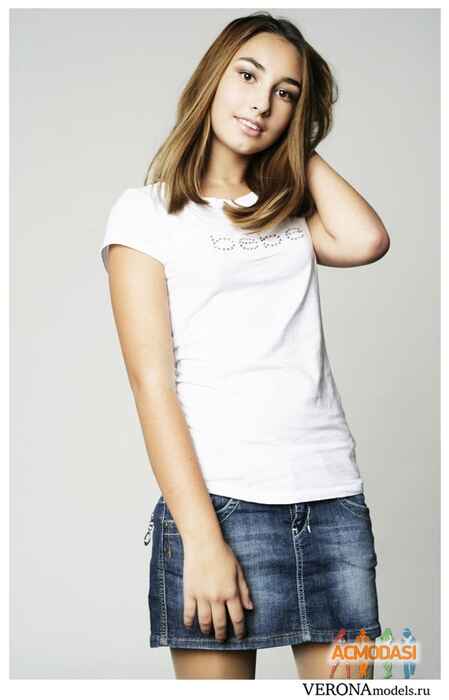 Самира  Абдуллаева фото №841126. Загружено 29 Марта 2015