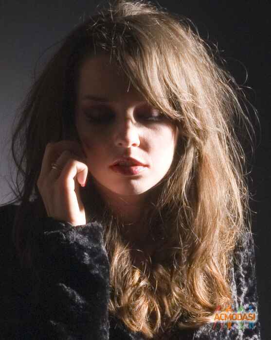 Юлия   фото №507770. Загружено 10 Октября 2013